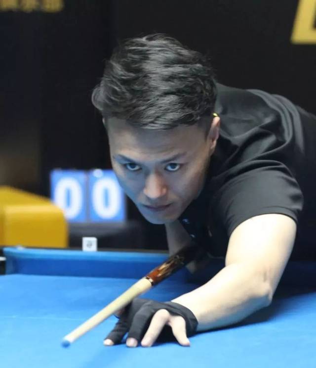 年轻队员初 年轻队员初